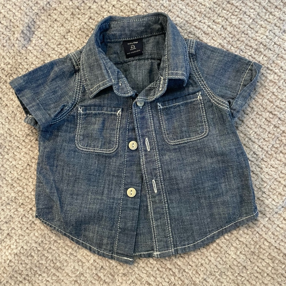 Baby Gap Button Up Short Sleeve Chambray Shirt